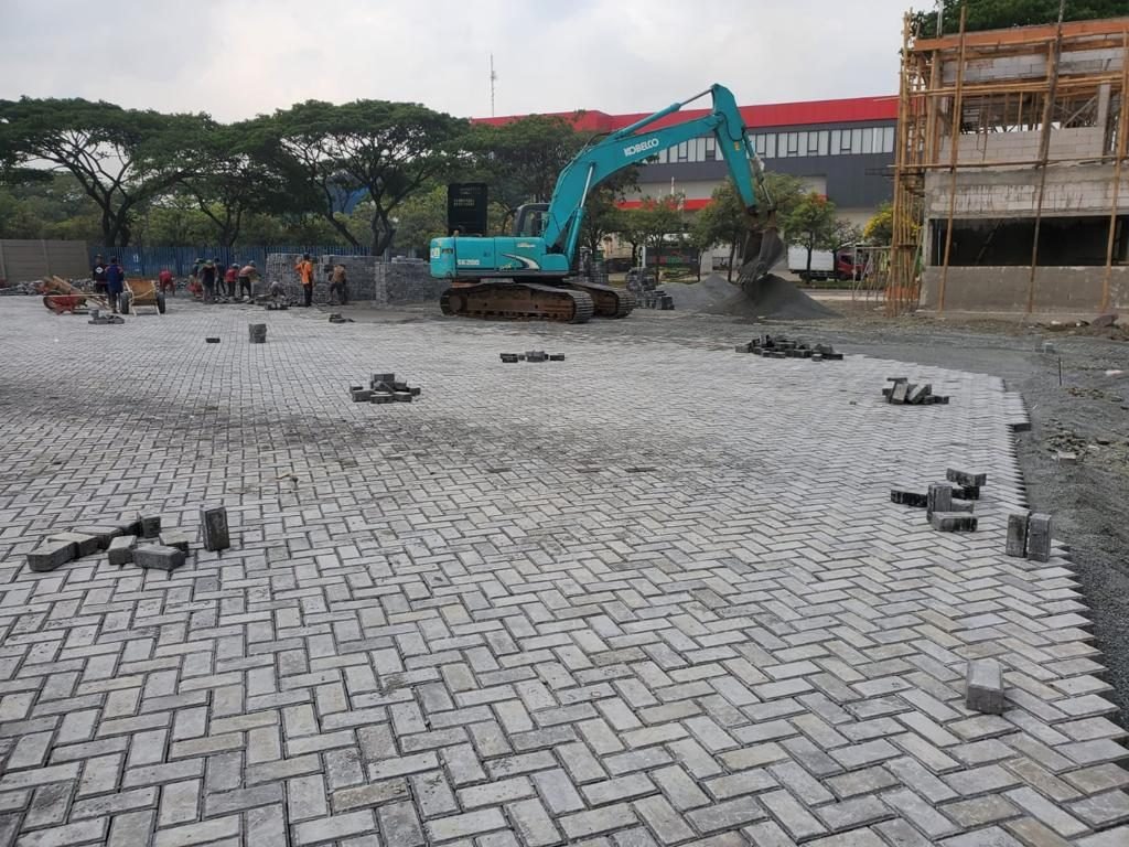 Armada dan alat berat Paving Kota